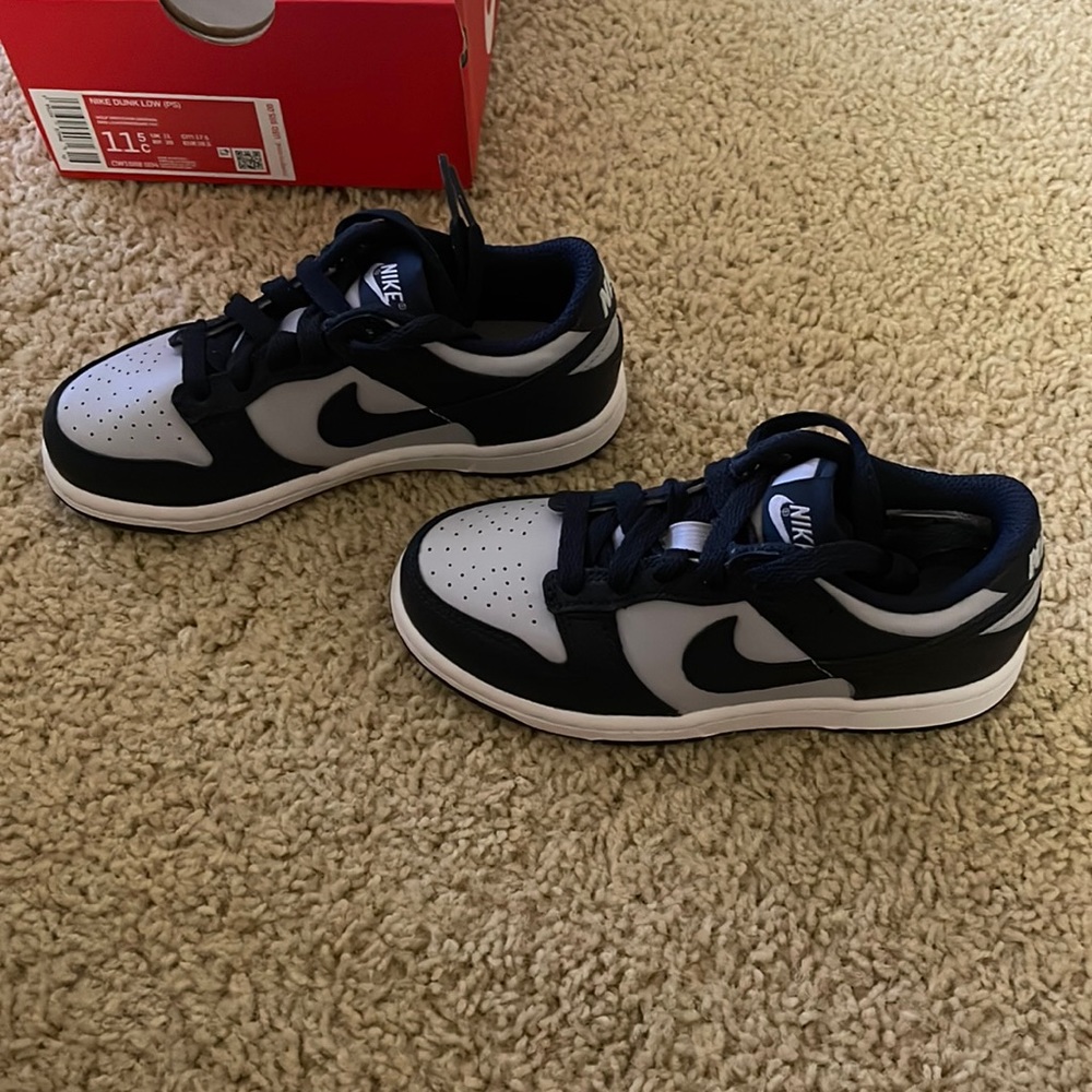 Brand new kids Nike Dunk Low- Size 11.5c